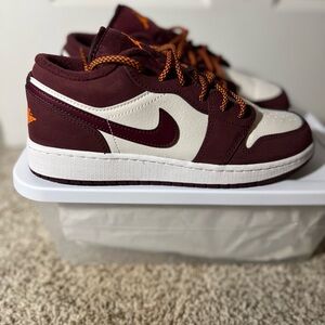 Jordan 1 Big Kids Sneakers in Maroon and Cream